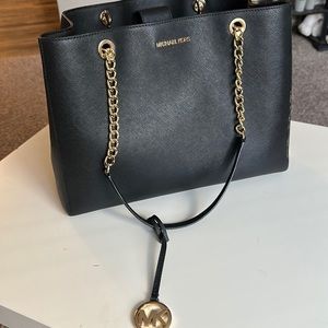 Michael Kors medium purse